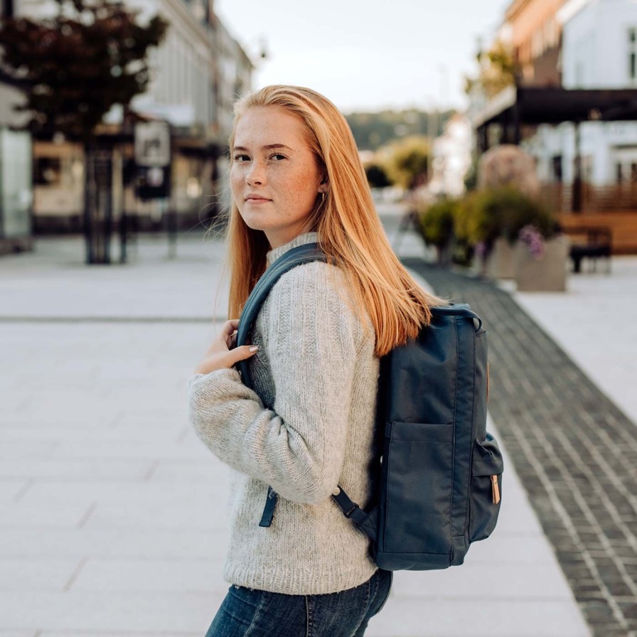 Ung / Student Beckmann | City Light, Blue Fade